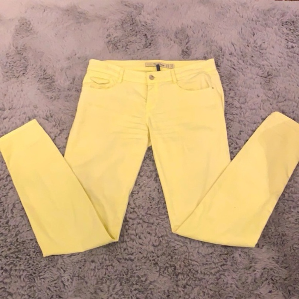 ZARA YELLOW JEANS